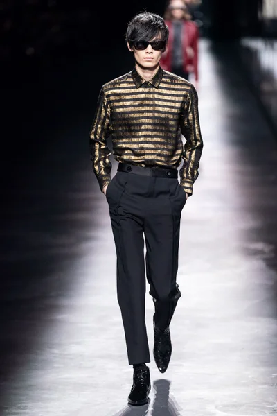 Look 57